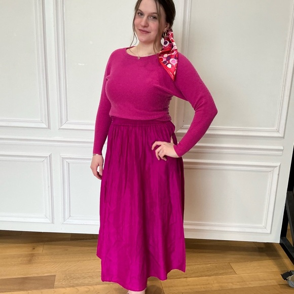 Elegant Pink Maxi Skirt - Picture 3 of 5